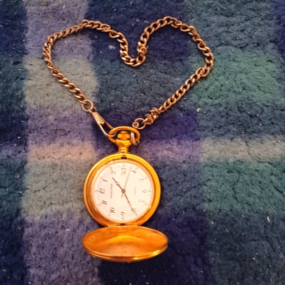 A classic pocket watch - Picture 1 of 4